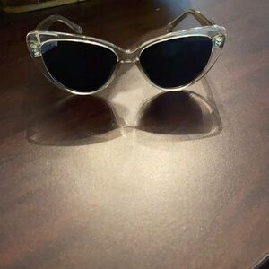 Prive Revaux  “Oh Darling” sunglasses